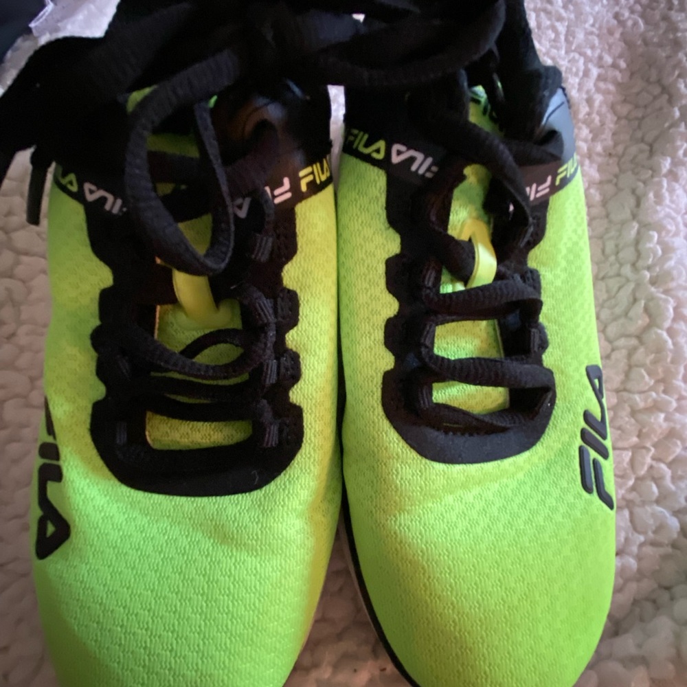 Fila Electra 20 Running Shoes size 3Y.